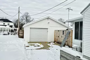 438 Warren Ave, Washington Court House, OH 43160 - Photo 4