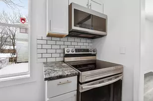 204 S Wheatland Ave, Columbus, OH 43204 - Photo 8