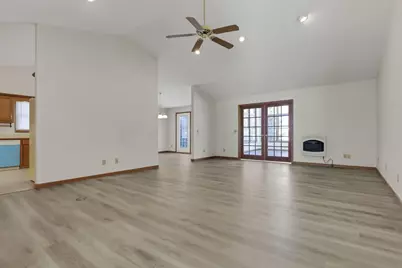 655 W Thrush Avenue, Crestline, OH 44827 - Photo 6