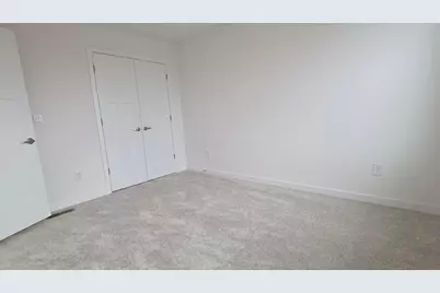 5976 Abernathy Lane, Columbus, OH 43232 - Photo 8