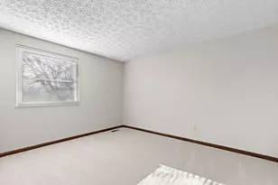 5000 Honeysuckle Blvd, Columbus, OH 43230 - Photo 24