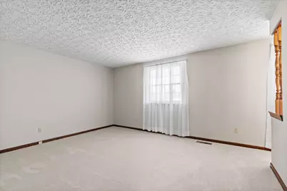 5000 Honeysuckle Boulevard, Columbus, OH 43230 - Photo 14