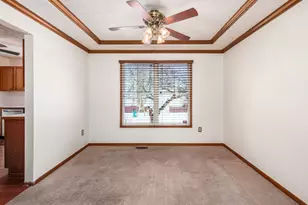 1195 Village Dr, Marysville, OH 43040 - Photo 12