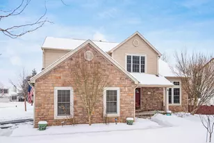 1195 Village Dr, Marysville, OH 43040 - Photo 4