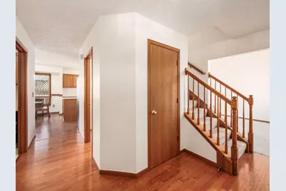 1195 Village Drive, Marysville, OH 43040 - Photo 6