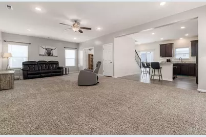 1603 Lewes Castle Drive, Grove City, OH 43123 - Photo 6