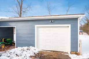 818 W 8th St, Marysville, OH 43040 - Photo 32