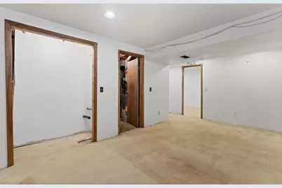 2248 Golden Leaf Lane, Columbus, OH 43223 - Photo 34