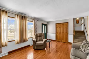 343 Sherwood Dr, Lexington, OH 44904 - Photo 4