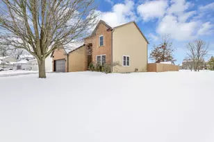 3656 Lake Albert Way, Grove City, OH 43123 - Photo 2