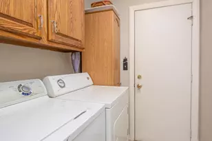 12700 Hilltop Dr, Fredericktown, OH 43019 - Photo 20