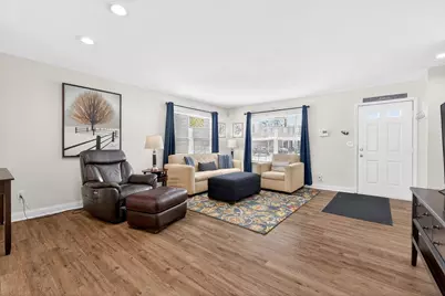 1054 Shady Lake Drive, Columbus, OH 43228 - Photo 6