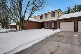 3151 Parkview Dr, Grove City, OH 43123 - Photo 2