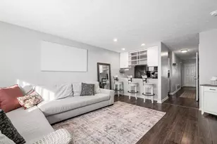 4633 Parrau Dr, Columbus, OH 43228 - Photo 14