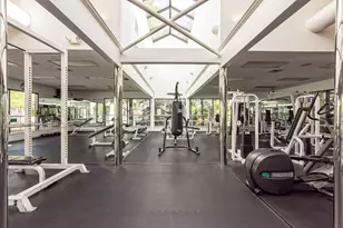 4633 Parrau Dr, Columbus, OH 43228 - Photo 34