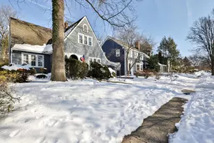 82 Blenheim Rd, Columbus, OH 43214 - Photo 2