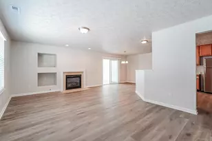 5739 Stonepath Dr, Hilliard, OH 43026 - Photo 2