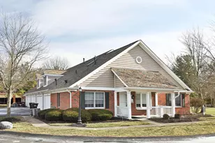 8380 Orchard Knoll Ln, Columbus, OH 43235 - Photo 2