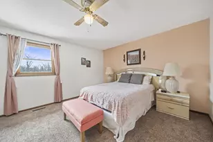 3234 Parkview Cir, Grove City, OH 43123 - Photo 18