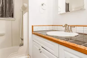 981 Highland St, Columbus, OH 43201 - Photo 32