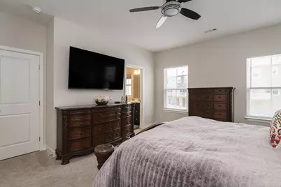 323 Via Condotti, Delaware, OH 43015 - Photo 14