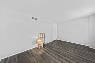 660 Dlyn St, Columbus, OH 43228 - Photo 30