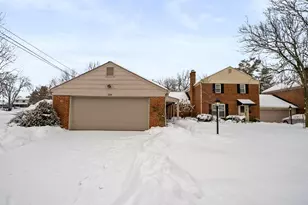 1168 Airendel Ln, Columbus, OH 43220 - Photo 2