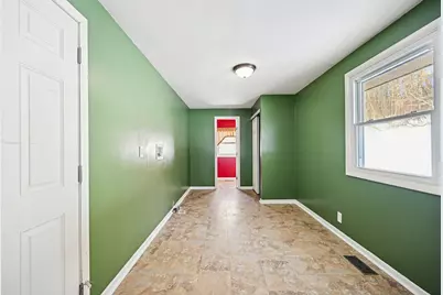 10410 Pleasant Valley Road NE, Frazeysburg, OH 43822 - Photo 12