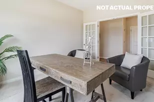 722 Maria Dr, Plain City, OH 43064 - Photo 2