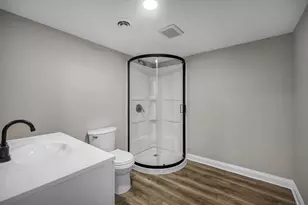 1816 Brentnell Ave, Columbus, OH 43219 - Photo 30