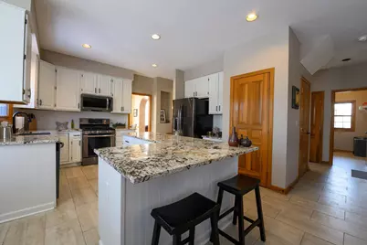 370 Beecher Road, Gahanna, OH 43230 - Photo 6