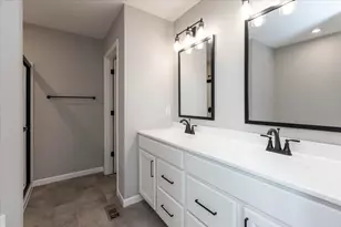 8237 Sycamore Holw Dr, Pickerington, OH 43147 - Photo 28
