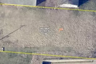 239 N Cedar St, Newark, OH 43055 - Photo 1