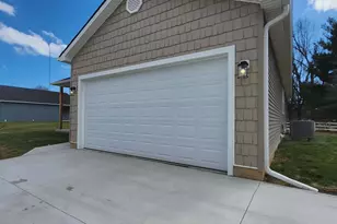 1583 Metcalfe Ave, Obetz, OH 43207 - Photo 46