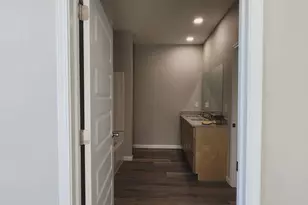 1583 Metcalfe Ave, Obetz, OH 43207 - Photo 22