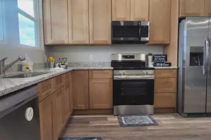 1583 Metcalfe Ave, Obetz, OH 43207 - Photo 4