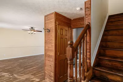 1517 S Hunters Drive, Newark, OH 43055 - Photo 4