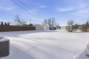 910 E Paint St, Washington Court House, OH 43160 - Photo 16