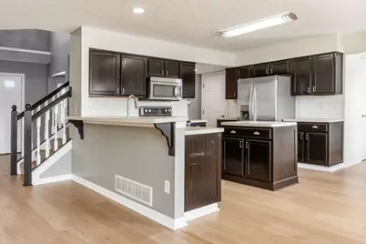 8447 Firstgate Drive, Reynoldsburg, OH 43068 - Photo 10