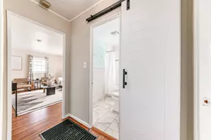 702 E Weisheimer Rd, Columbus, OH 43214 - Photo 24