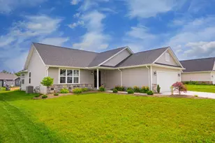 557 Cannondale Ave, Johnstown, OH 43031 - Photo 2