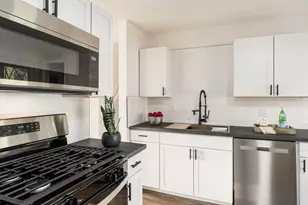 2731 Gatewood Rd, Columbus, OH 43219 - Photo 12