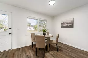 2731 Gatewood Rd, Columbus, OH 43219 - Photo 8