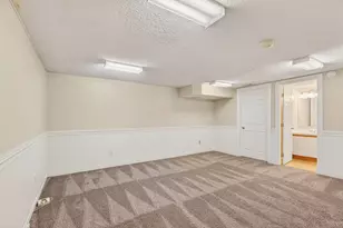 2389 Winona Dr, Columbus, OH 43235 - Photo 30