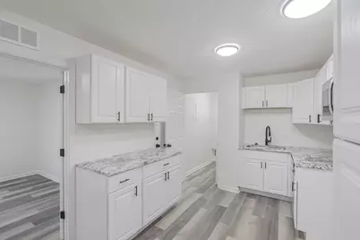 3860 Evanston Road, Columbus, OH 43232 - Photo 12