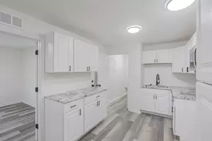 3860 Evanston Rd, Columbus, OH 43232 - Photo 12