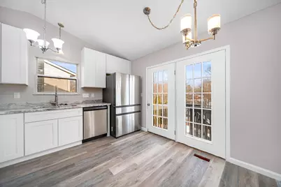 3438 High Creek Drive, Columbus, OH 43223 - Photo 12