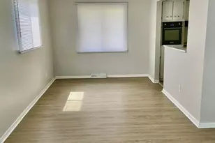 3428 Liv-Moor Dr, Columbus, OH 43227 - Photo 4