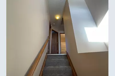 2572 Edencreek Lane, Columbus, OH 43207 - Photo 6