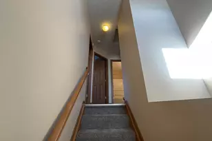 2572 Edencreek Ln, Columbus, OH 43207 - Photo 6